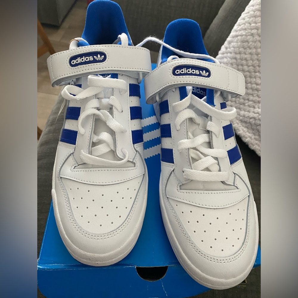 Adidas Low Forum Shoes- US 10